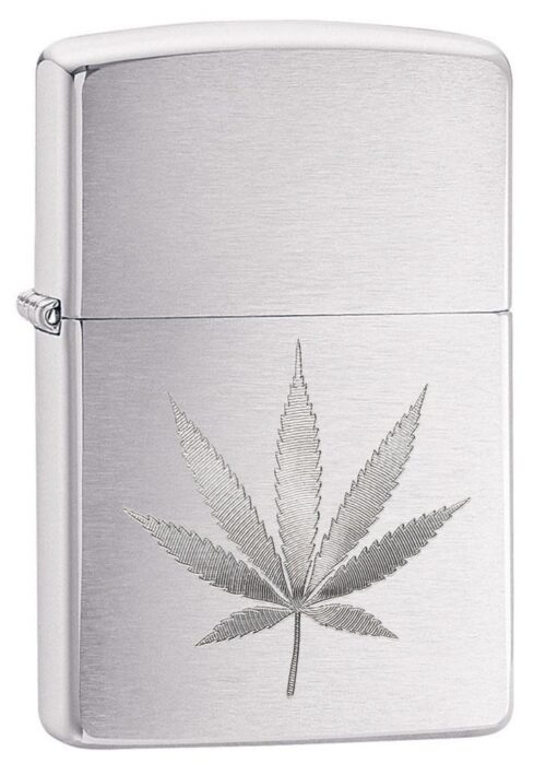 Encendedor Zippo Chrome Marijuana Leaf Design 29587