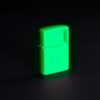 Encendedor Zippo Classic Glow In The Dark Zippo Logo 49193ZL - vista 2
