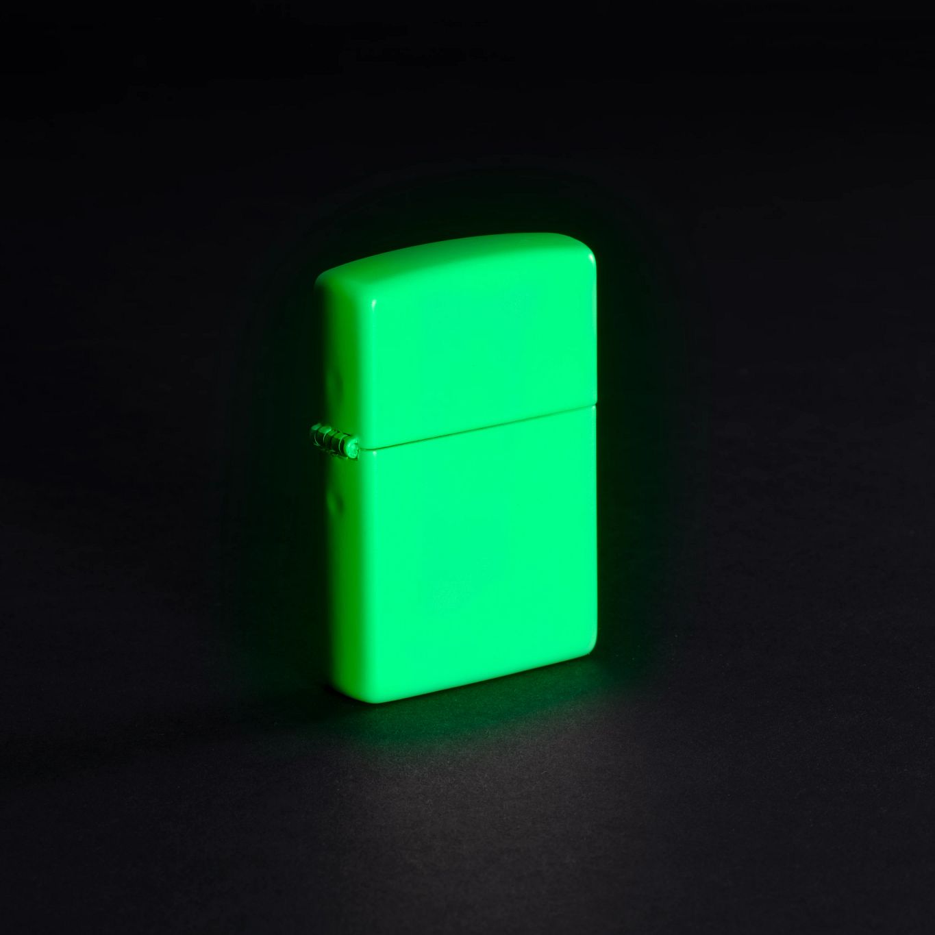 Encendedor Zippo Classic Glow In The Dark 49193 2 Encendedor Zippo Classic Glow In The Dark 49193 - vista 2
